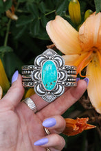Load image into Gallery viewer, Campitos Turquoise Cuff
