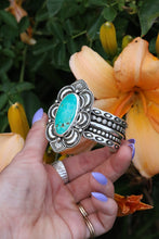 Load image into Gallery viewer, Campitos Turquoise Cuff

