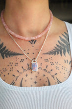 Load image into Gallery viewer, Light Pink Beads
