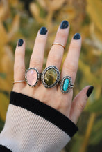 Load image into Gallery viewer, Rose Quartz Skull Ring
