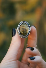 Load image into Gallery viewer, Morrisonite Jasper Ring
