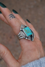 Load image into Gallery viewer, Turquoise Feather Ring
