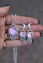 Load image into Gallery viewer, Aura Opal Necklace
